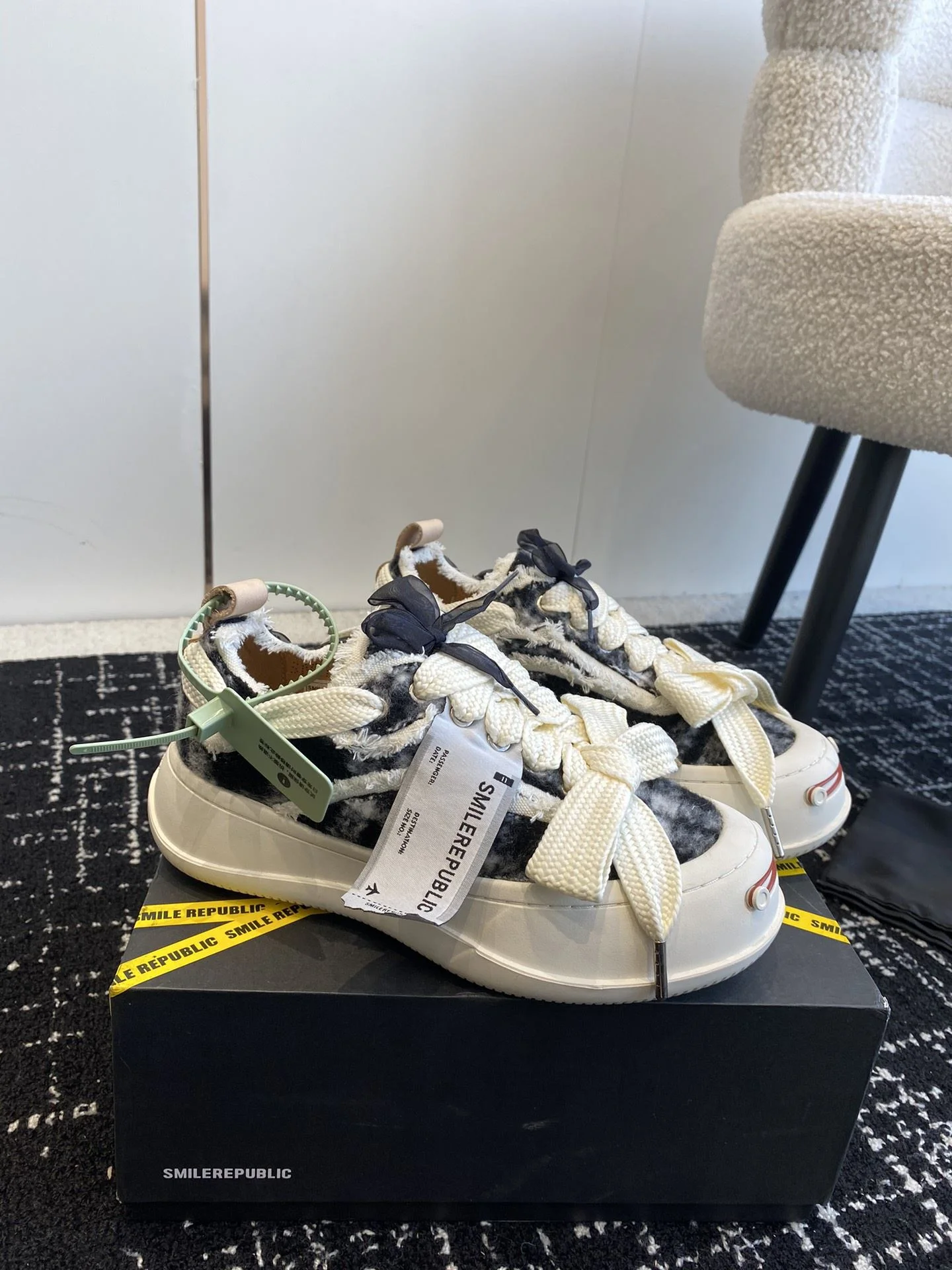 QuickDry Smilerepublic Shoes 7220