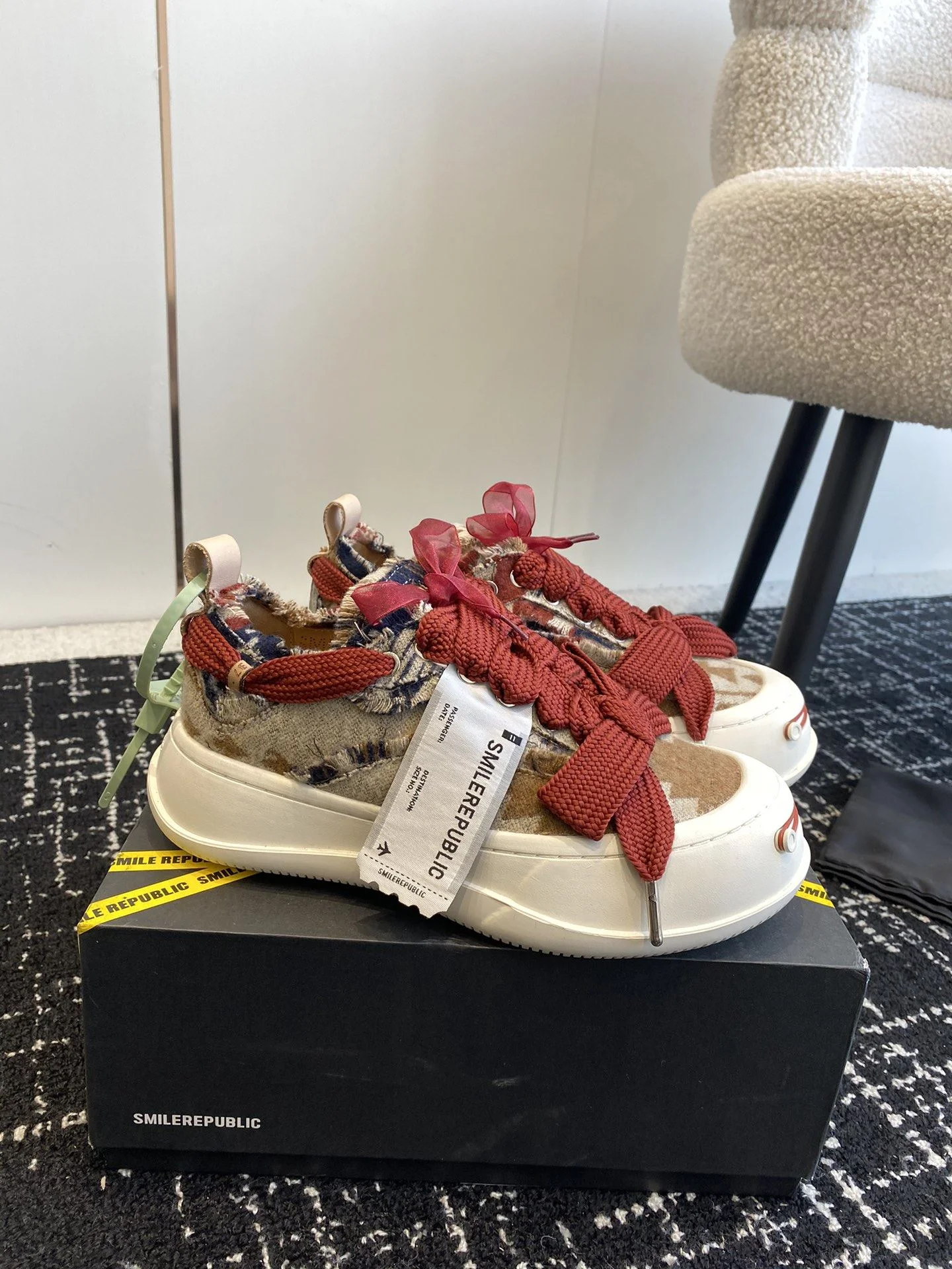 QuickDry Smilerepublic Shoes 7219