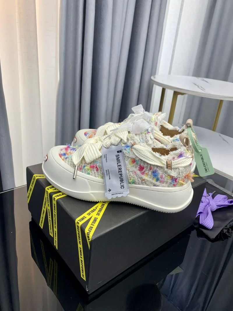Smilerepublic Shoes Sleek 8923