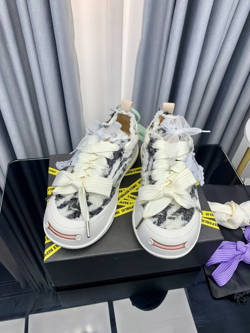 Smilerepublic Shoes Effortless 8970