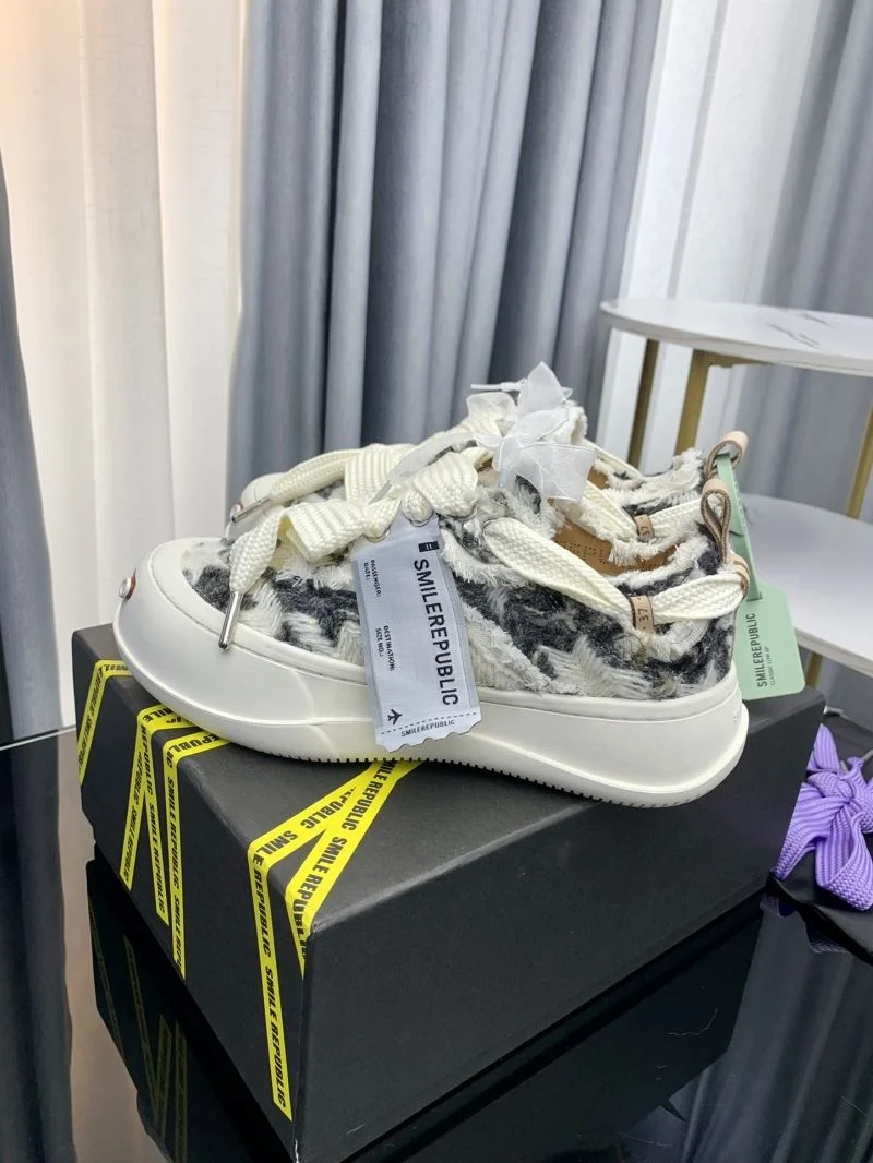 Smilerepublic Shoes Effortless 8970