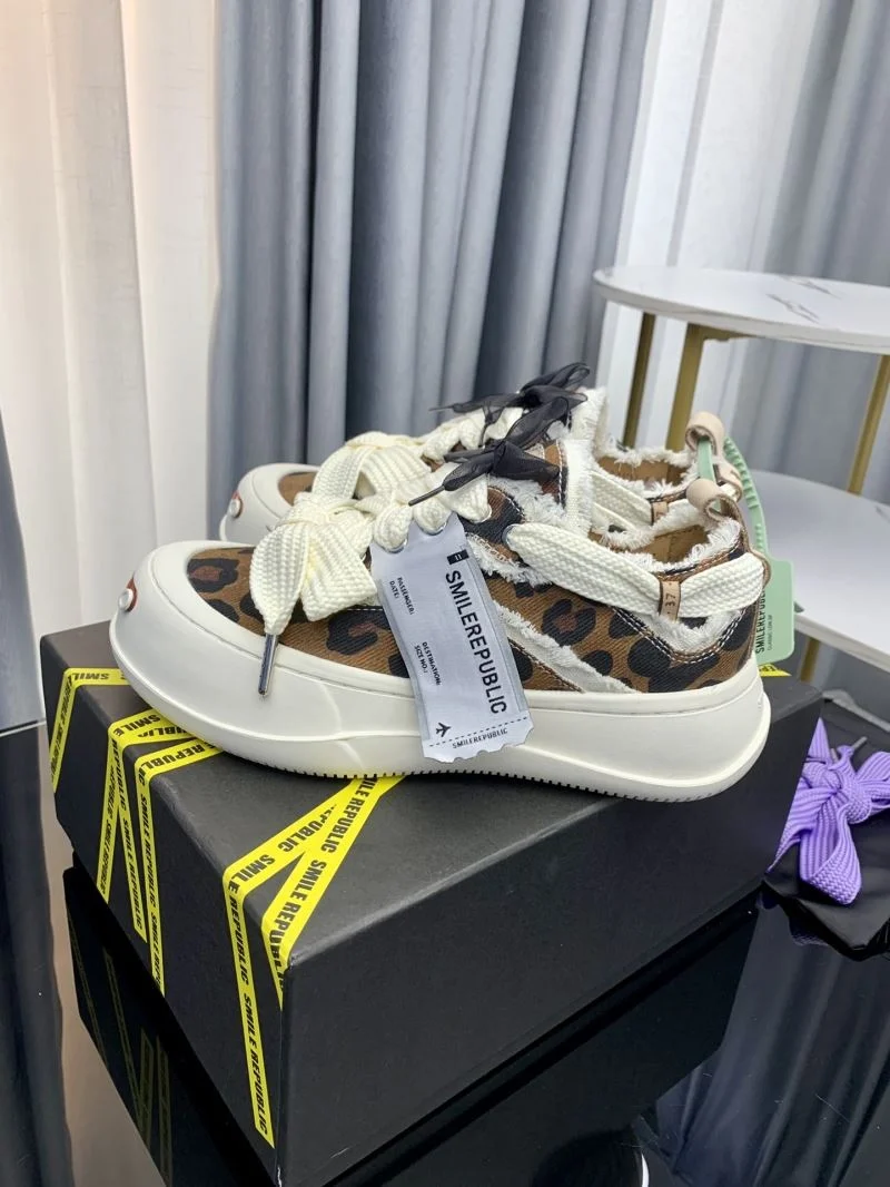 Premium Smilerepublic Shoes 8947