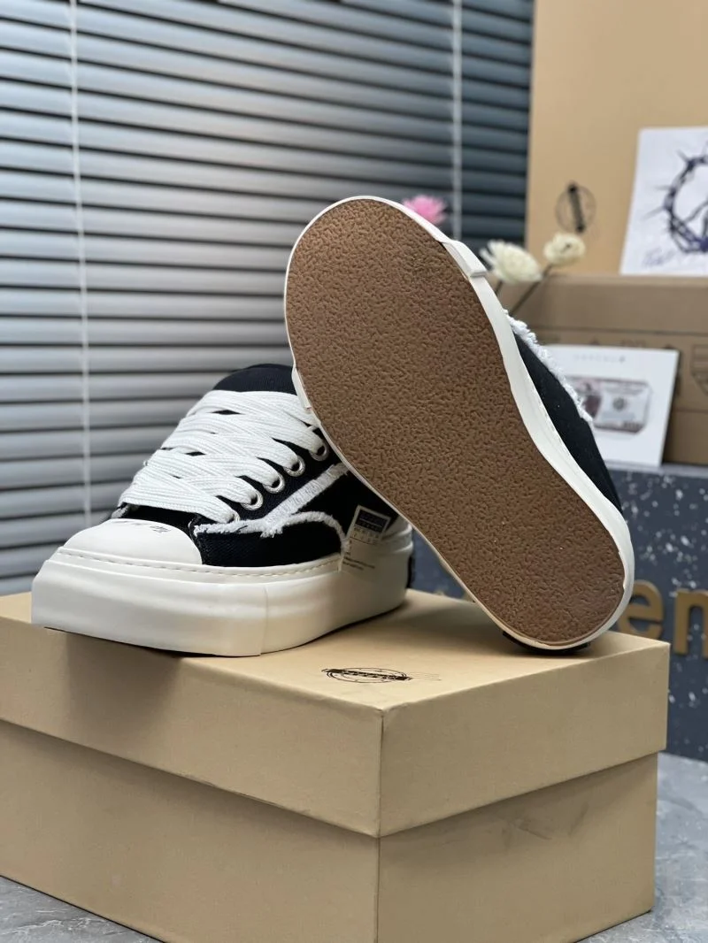 AllSeason Smilerepublic Shoes 15390