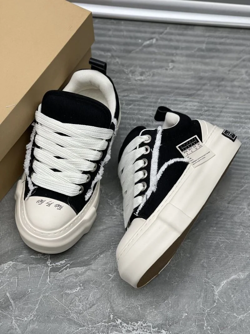 AllSeason Smilerepublic Shoes 15390