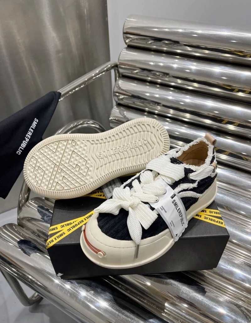 Smilerepublic Shoes SunProtective 5807