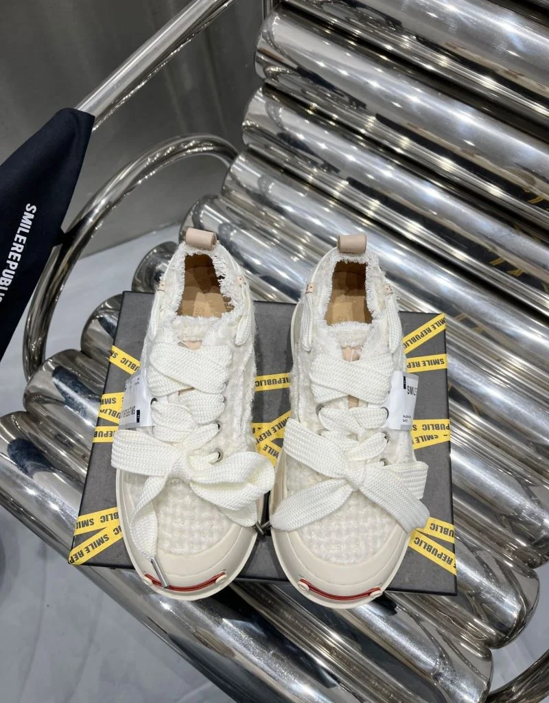 WeatherProof Smilerepublic Shoes 5777