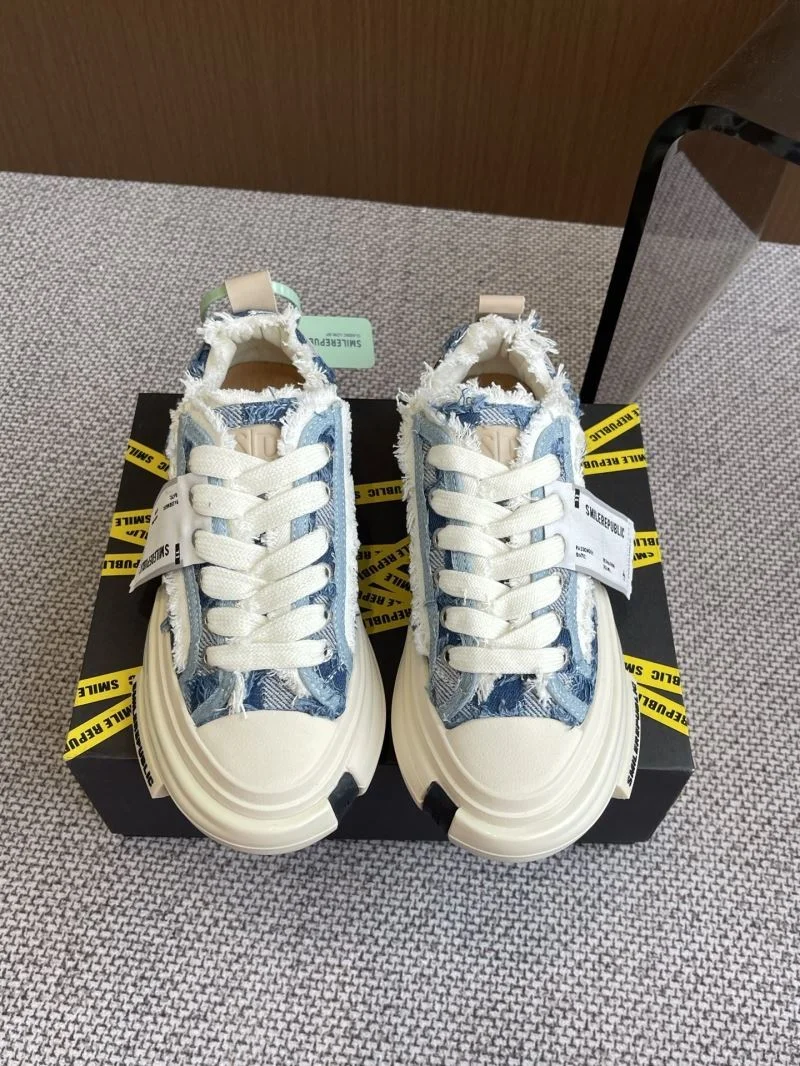 Smilerepublic Shoes Bold 5828
