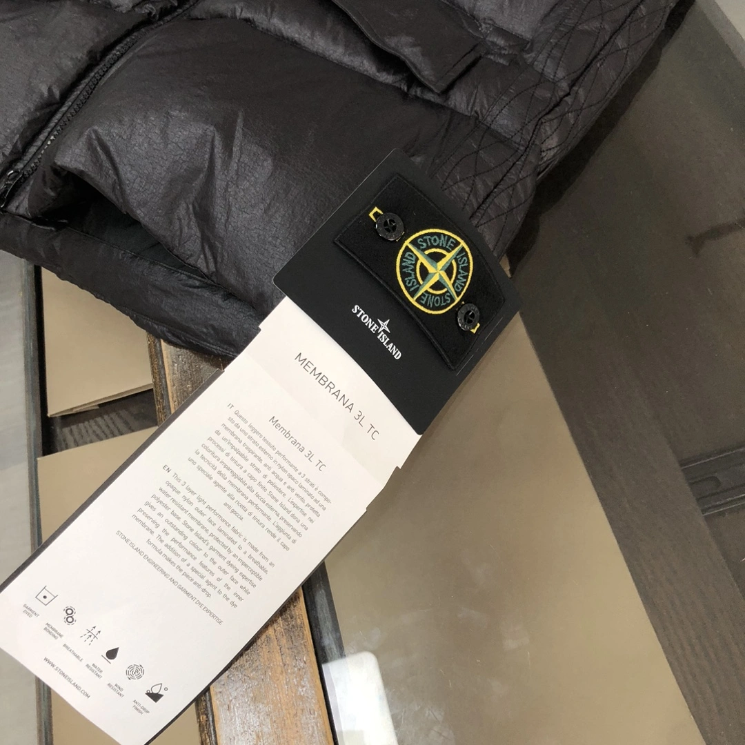 Stone Island Down Jackets Refined 172988