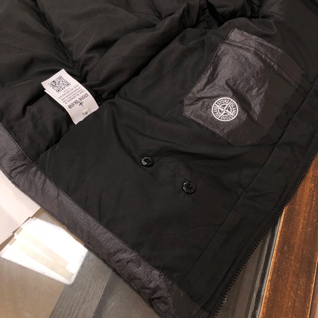 Stone Island Down Jackets Refined 172988