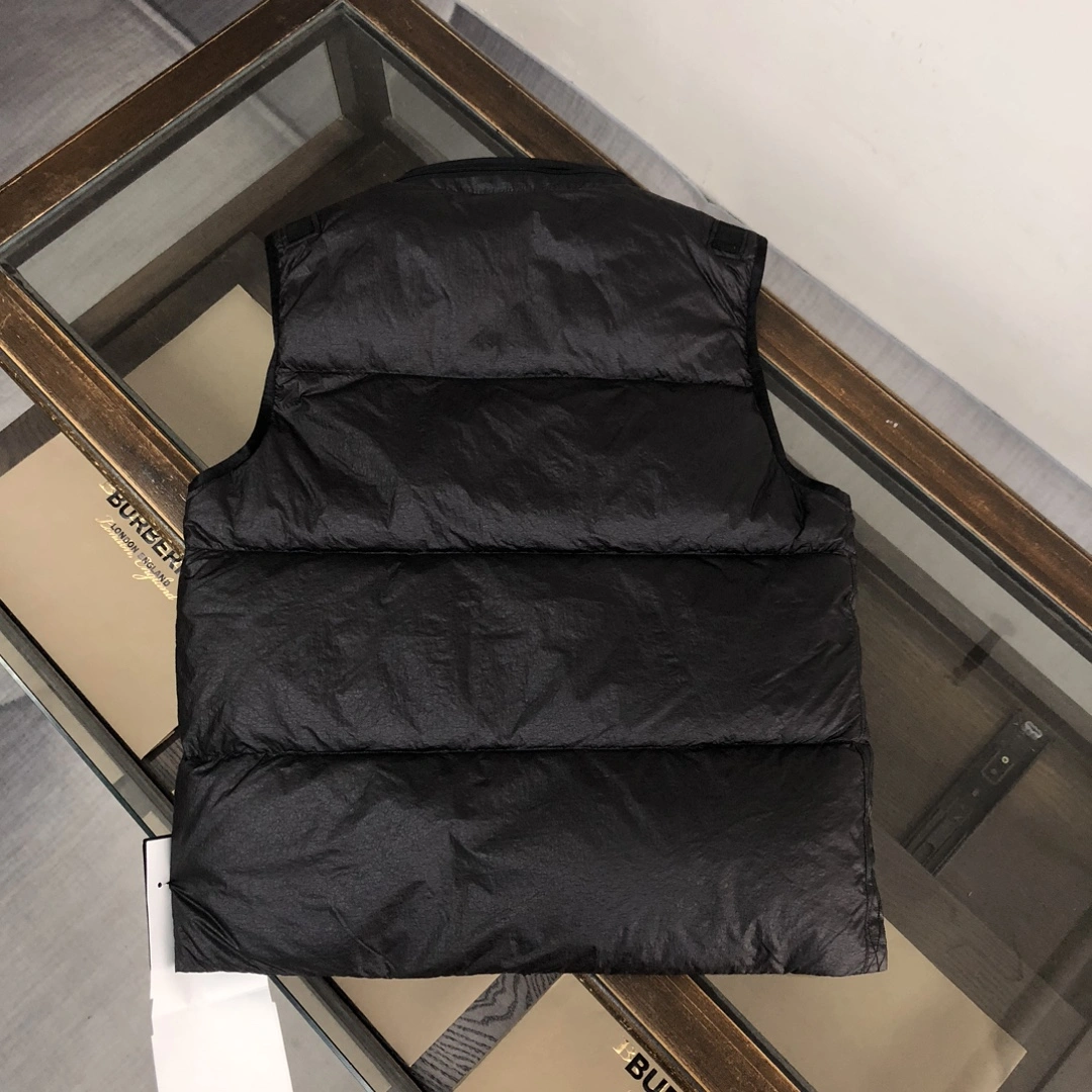 Stone Island Down Jackets Refined 172988