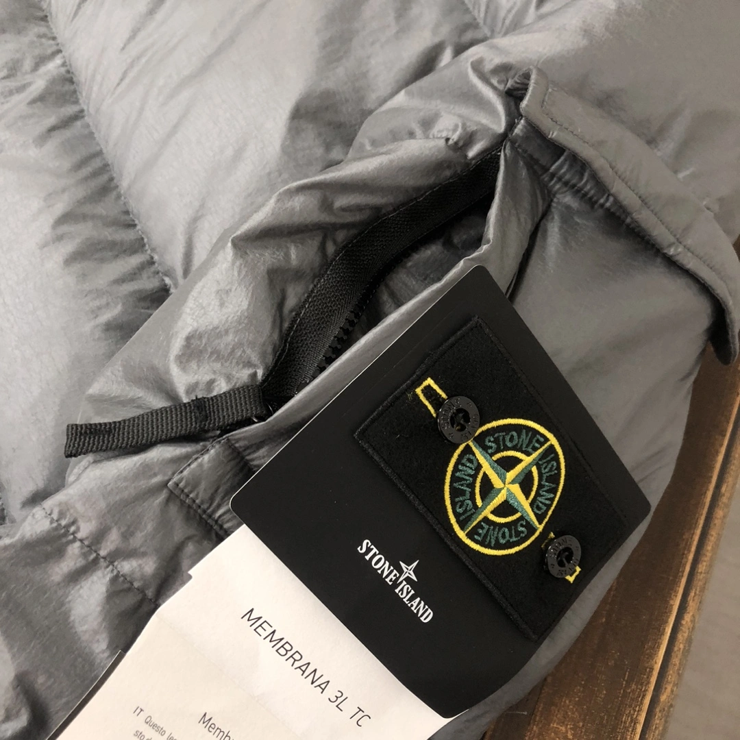 Flexible Stone Island Down Jackets 173019