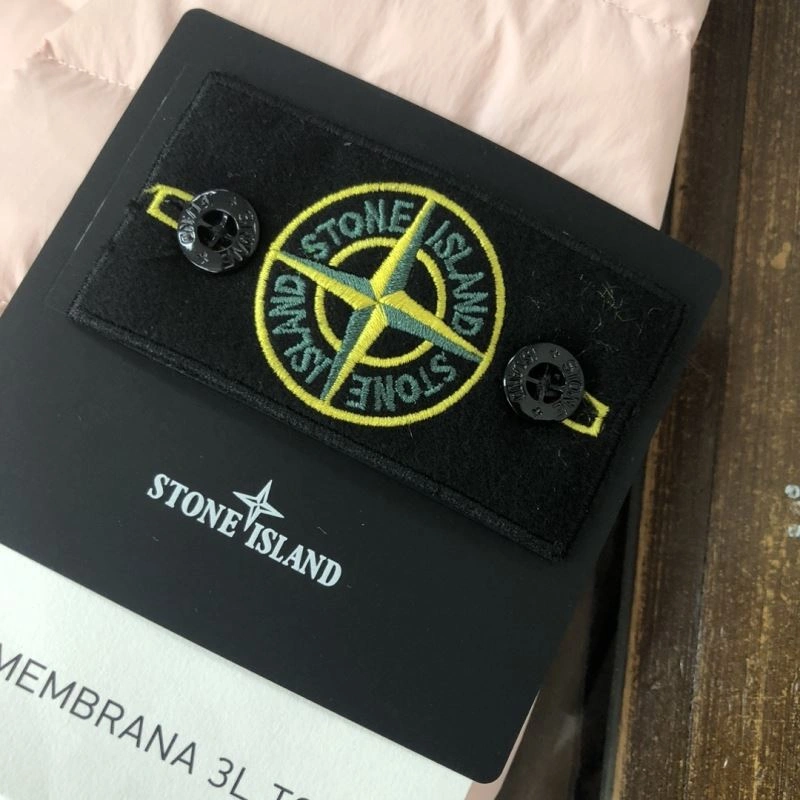 Stone Island Down Jackets Sleek 173021