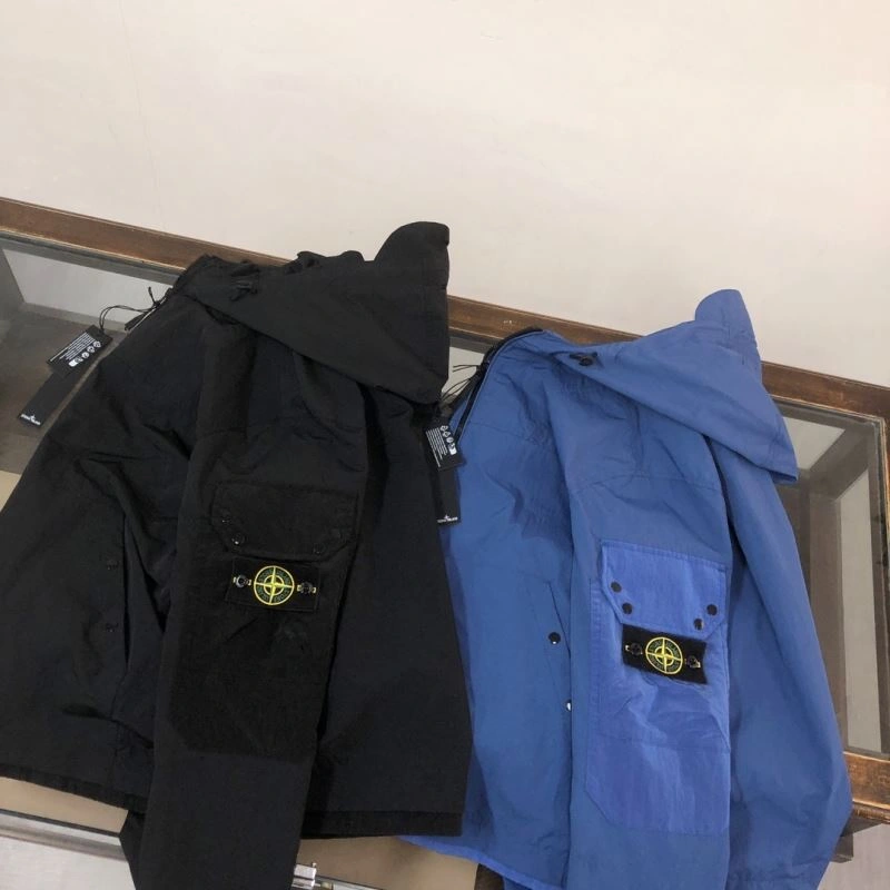 Vibrant Stone Island Outwear 172950