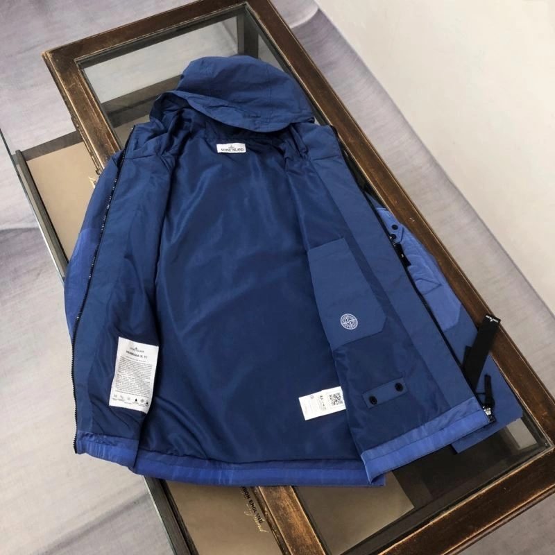 Vibrant Stone Island Outwear 172950