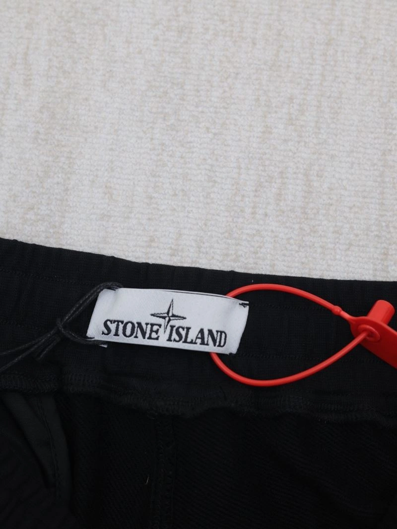 Stone Island Short Pants Comfortable 172885