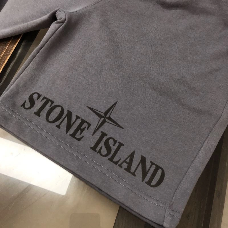 Contemporary Stone Island Short Pants 172949