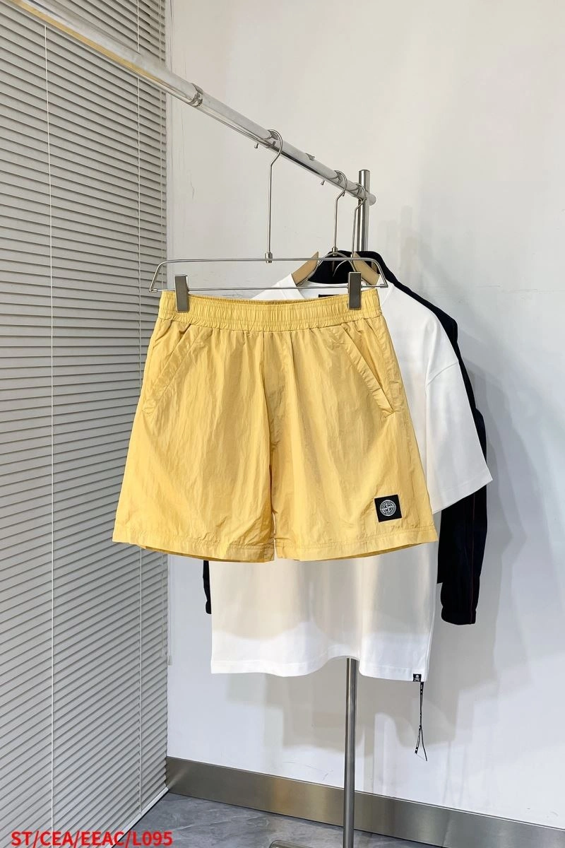 RelaxedFit Stone Island Short Pants 172811