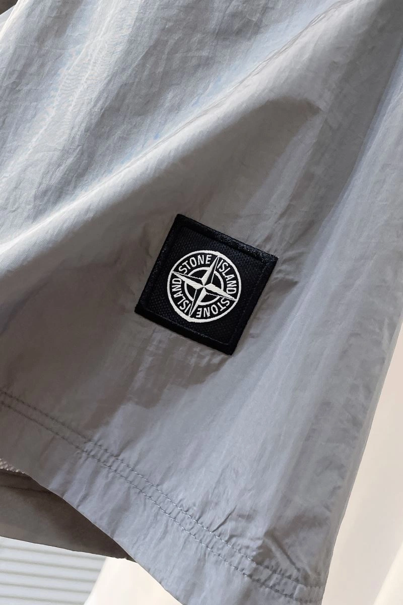 RelaxedFit Stone Island Short Pants 172811
