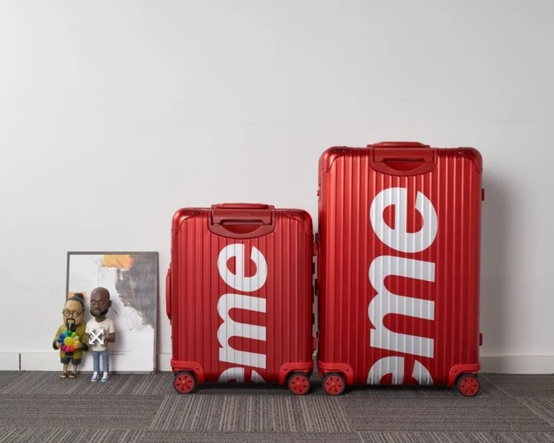 WrinkleFree Supreme x Rimowa Suitcase 37674