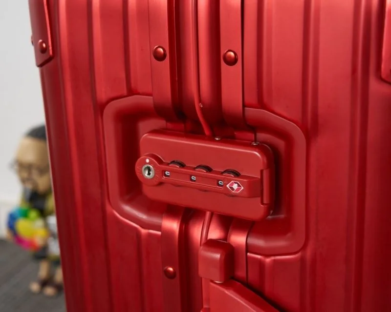 WrinkleFree Supreme x Rimowa Suitcase 37674