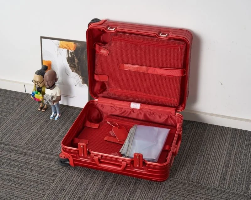 WrinkleFree Supreme x Rimowa Suitcase 37674