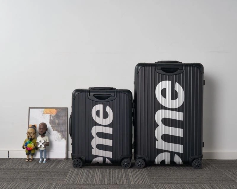 Supreme x Rimowa Suitcase Unisex 69332