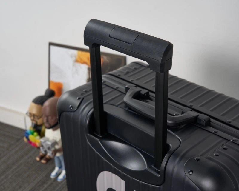 Supreme x Rimowa Suitcase Unisex 69332