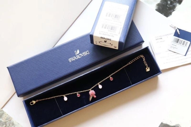 Refined Swarovski Bracelets 252196