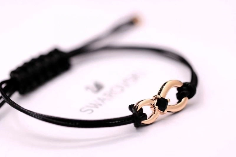 Attractive Swarovski Bracelets 252091