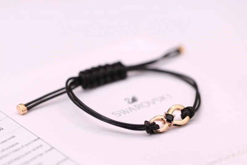 Attractive Swarovski Bracelets 252091