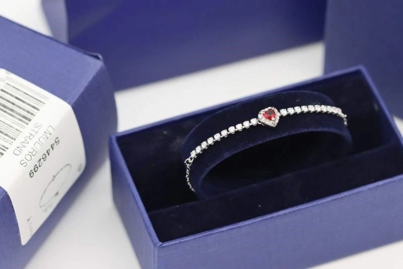 Trendsetting Swarovski Bracelets 251992