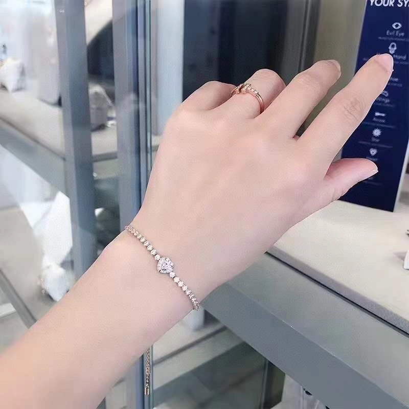 Trendsetting Swarovski Bracelets 251992