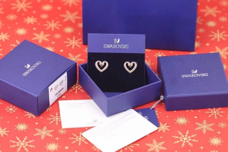 Durable Swarovski Earrings 252230