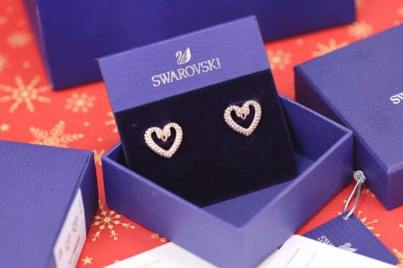 Durable Swarovski Earrings 252230