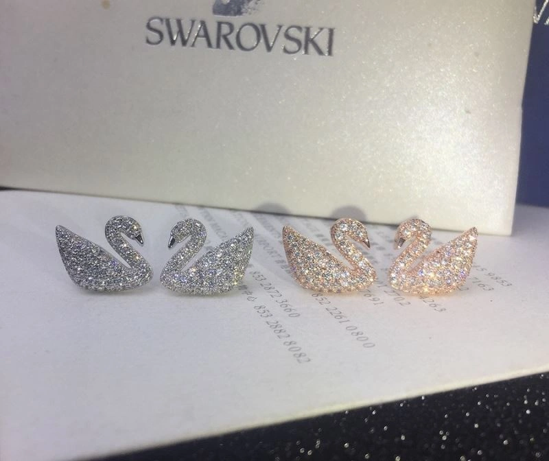 Swarovski Earrings Compact 252241