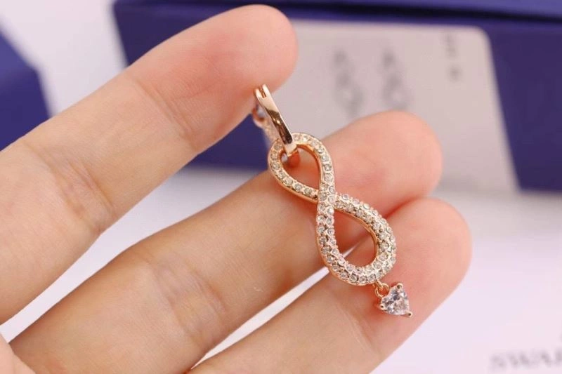Swarovski Earrings ModernLook 252211