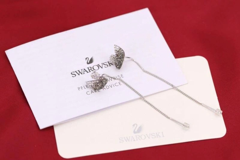 Flexible Swarovski Earrings 252210