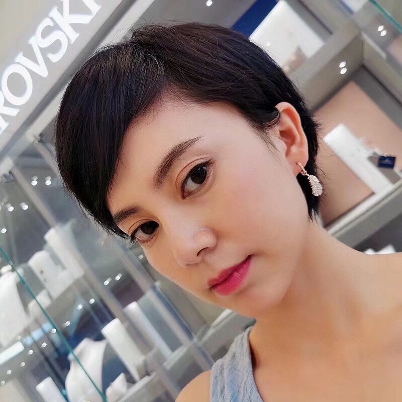 Lightweight Swarovski Earrings 252198