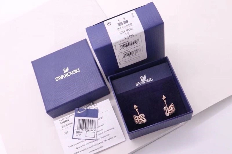 Swarovski Earrings Modern 252050
