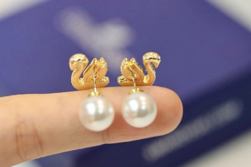 SoftTouch Swarovski Earrings 251911