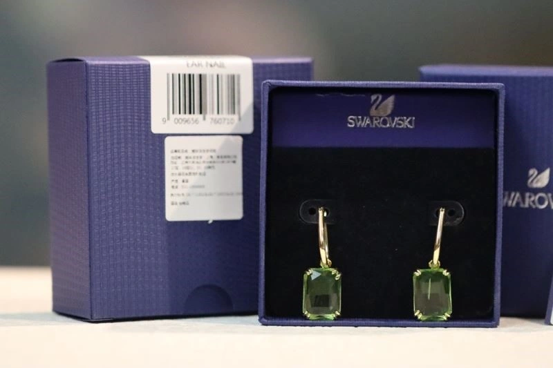 Lightweight Swarovski Earrings 251887