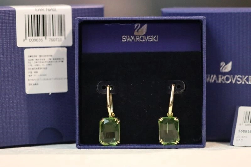 Lightweight Swarovski Earrings 251887
