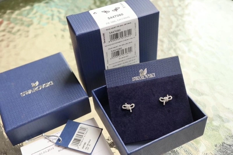 Functional Swarovski Earrings 251884