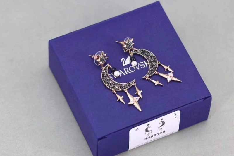 UrbanChic Swarovski Earrings 251823