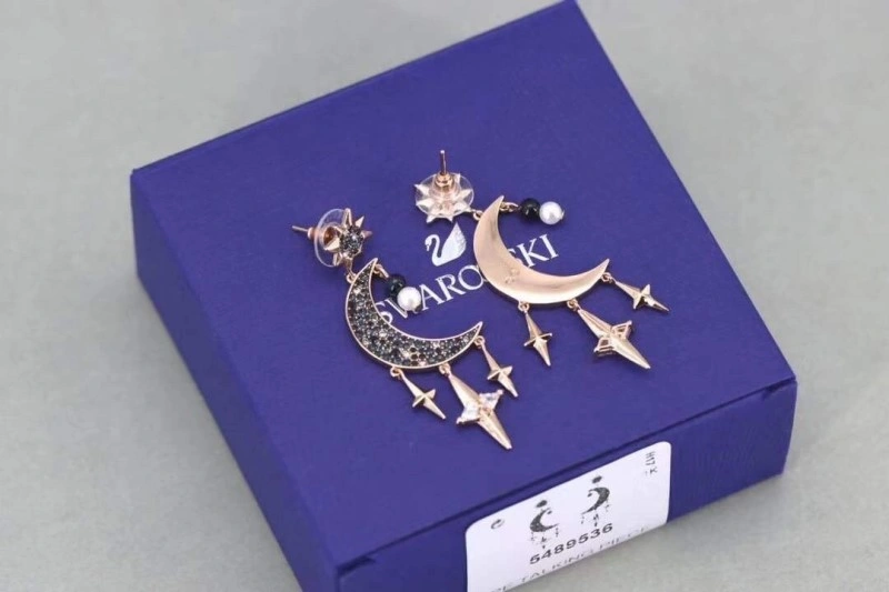 UrbanChic Swarovski Earrings 251823