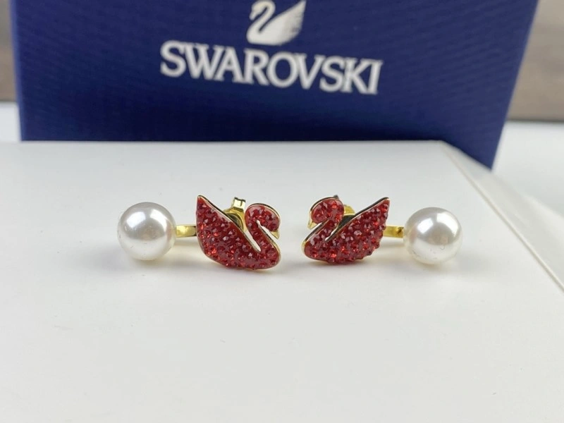 WellDesigned Swarovski Earrings 251814