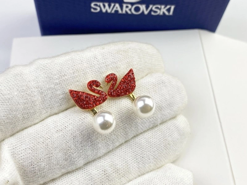 WellDesigned Swarovski Earrings 251814
