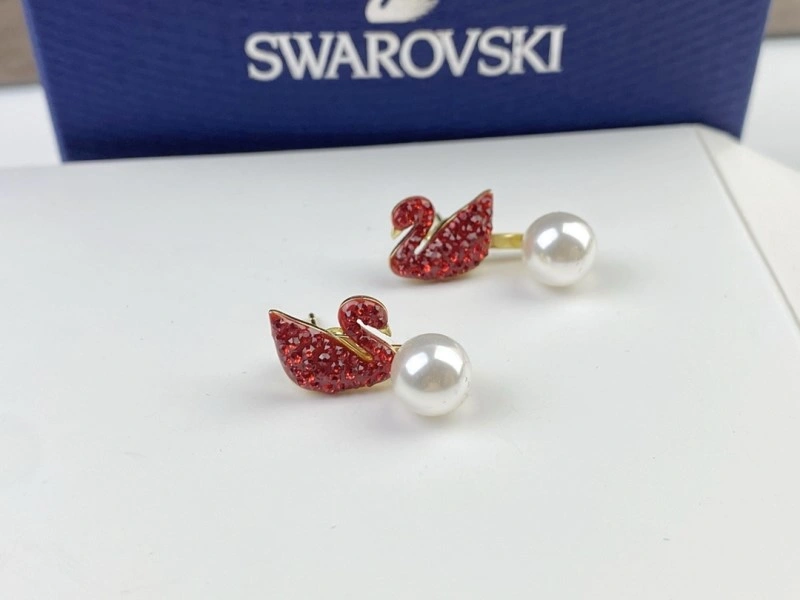 WellDesigned Swarovski Earrings 251814