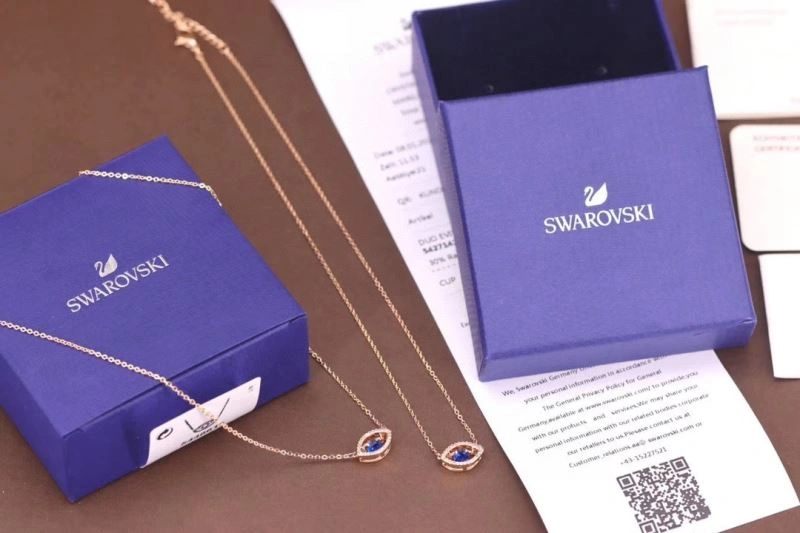 TravelReady Swarovski Necklaces 252251