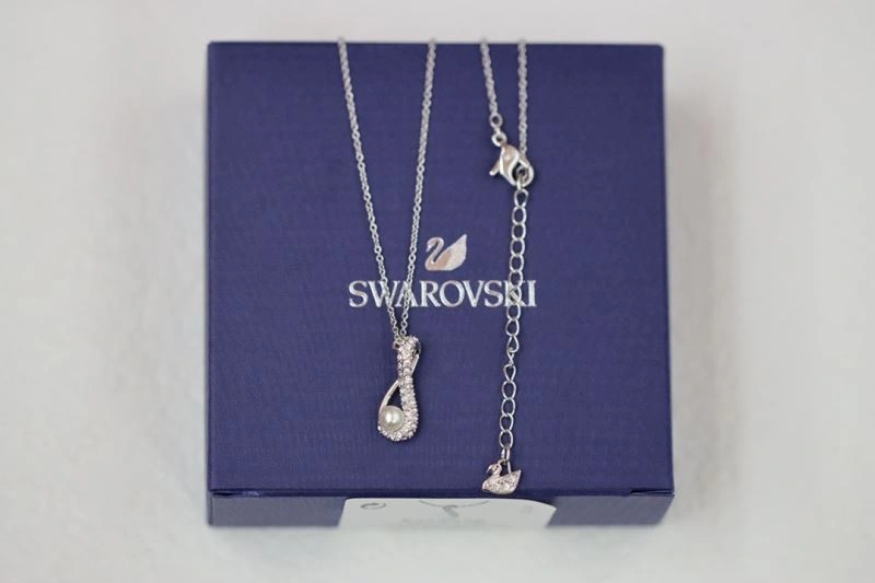 Lightweight Swarovski Necklaces 252223